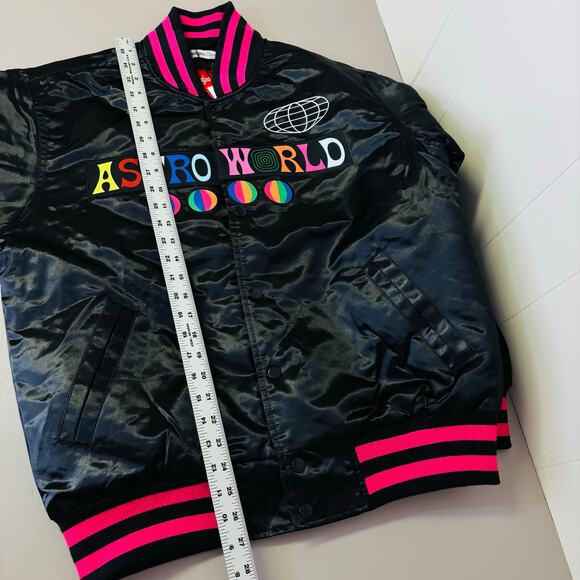 Travis Scott Astro World Satin Bomber Jacket Medium Black Headgear Classics NWT - Picture 6 of 8